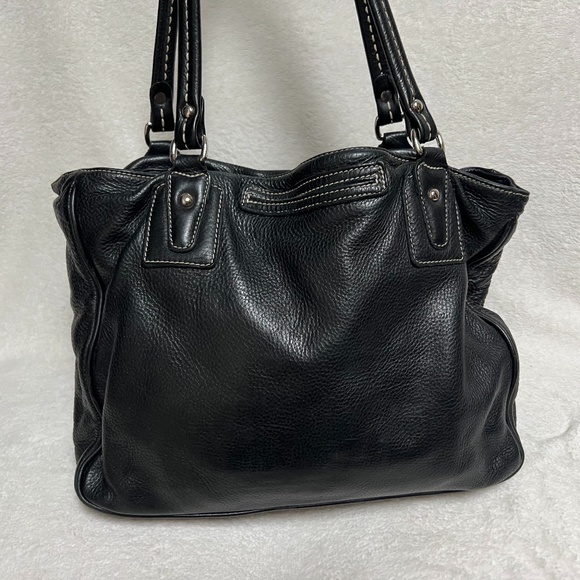 Roots Leather Shoulder Bag - Picture 3 of 6